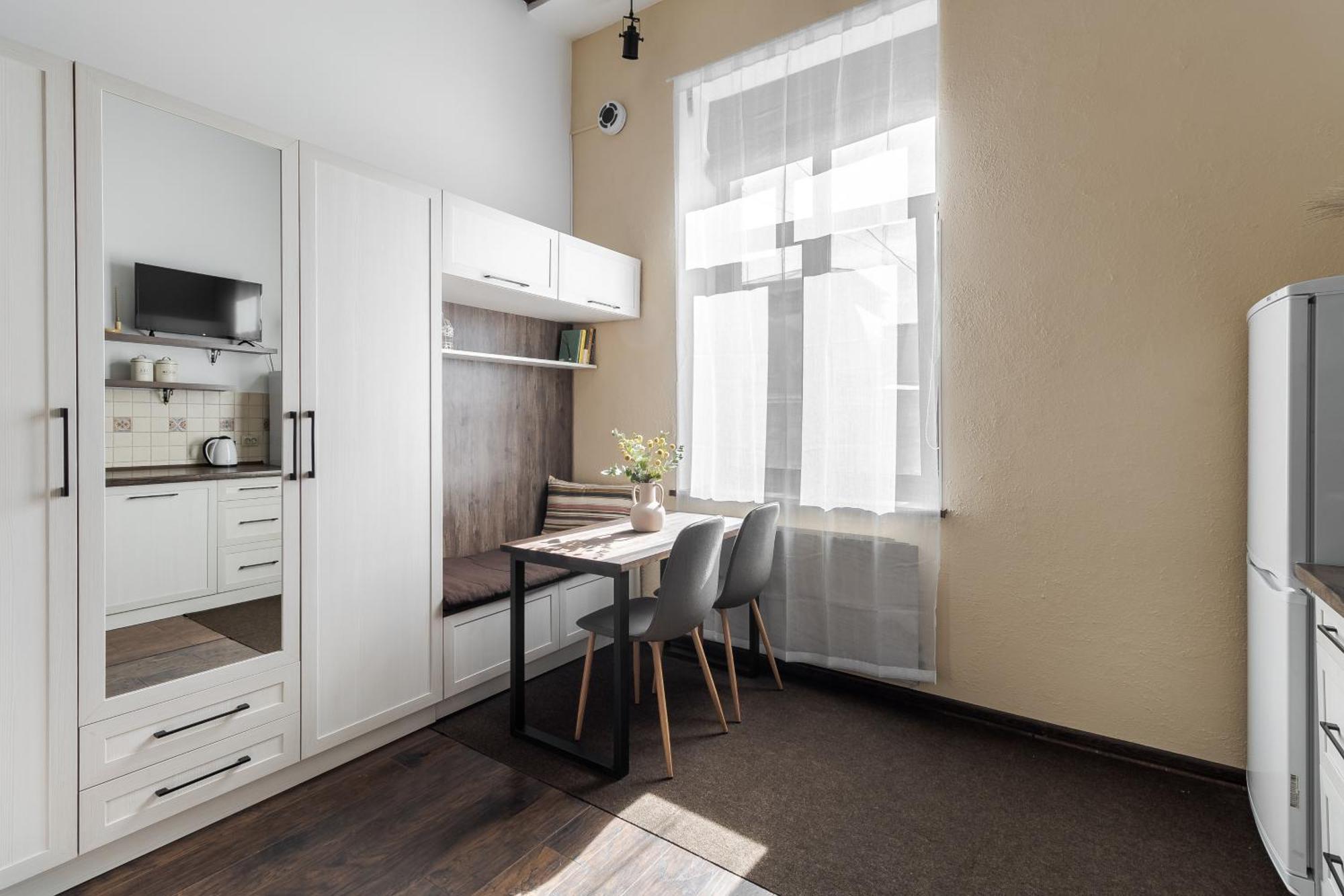 Inshiapartments On Slovatskoho Str Lviv Exterior photo